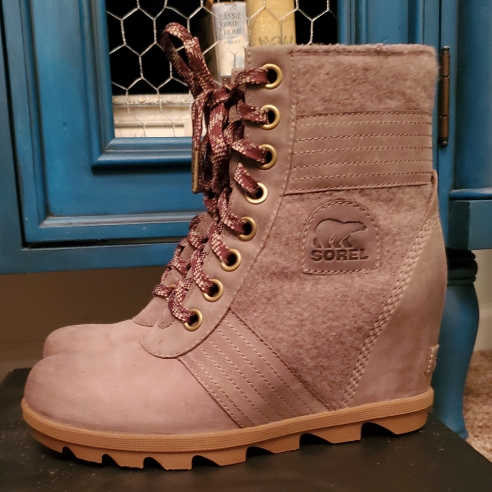 Lexie Wedge Boot